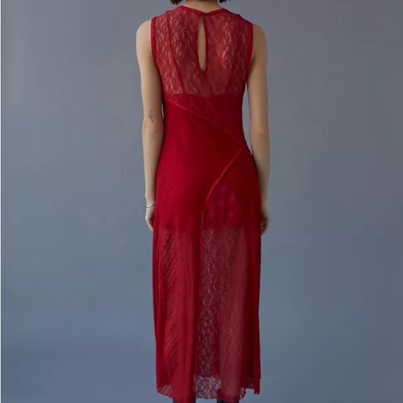UO Maxine Knit Lace Midi Dress - Picture 3 of 8